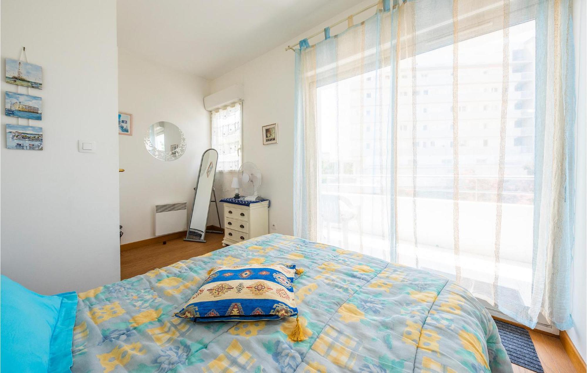 Gorgeous Apartment In Royan With Kitchen Buitenkant foto